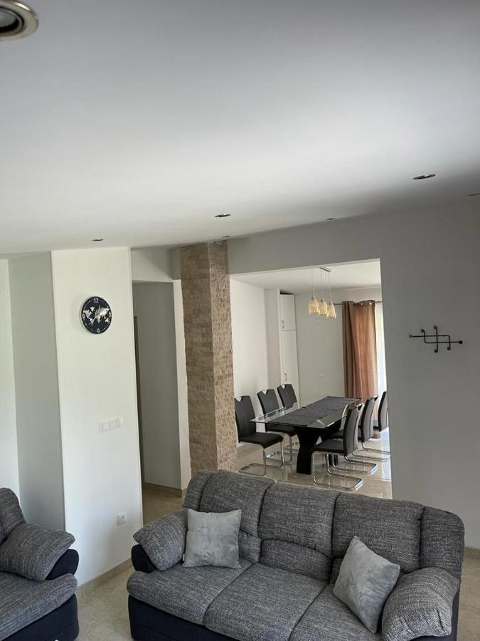 Apartman Nature Zvecanje Exterior photo